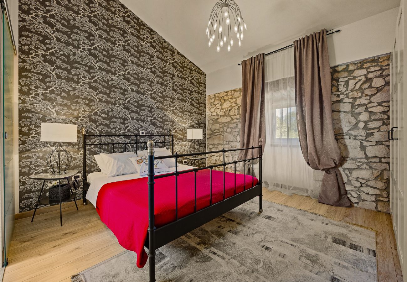 Villa in Labin - Charming Villa Antoana for families and kids in Labin - Rabac with children playground & private pool