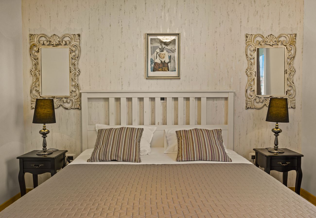 Villa in Labin - Charming Villa Antoana for families and kids in Labin - Rabac with children playground & private pool