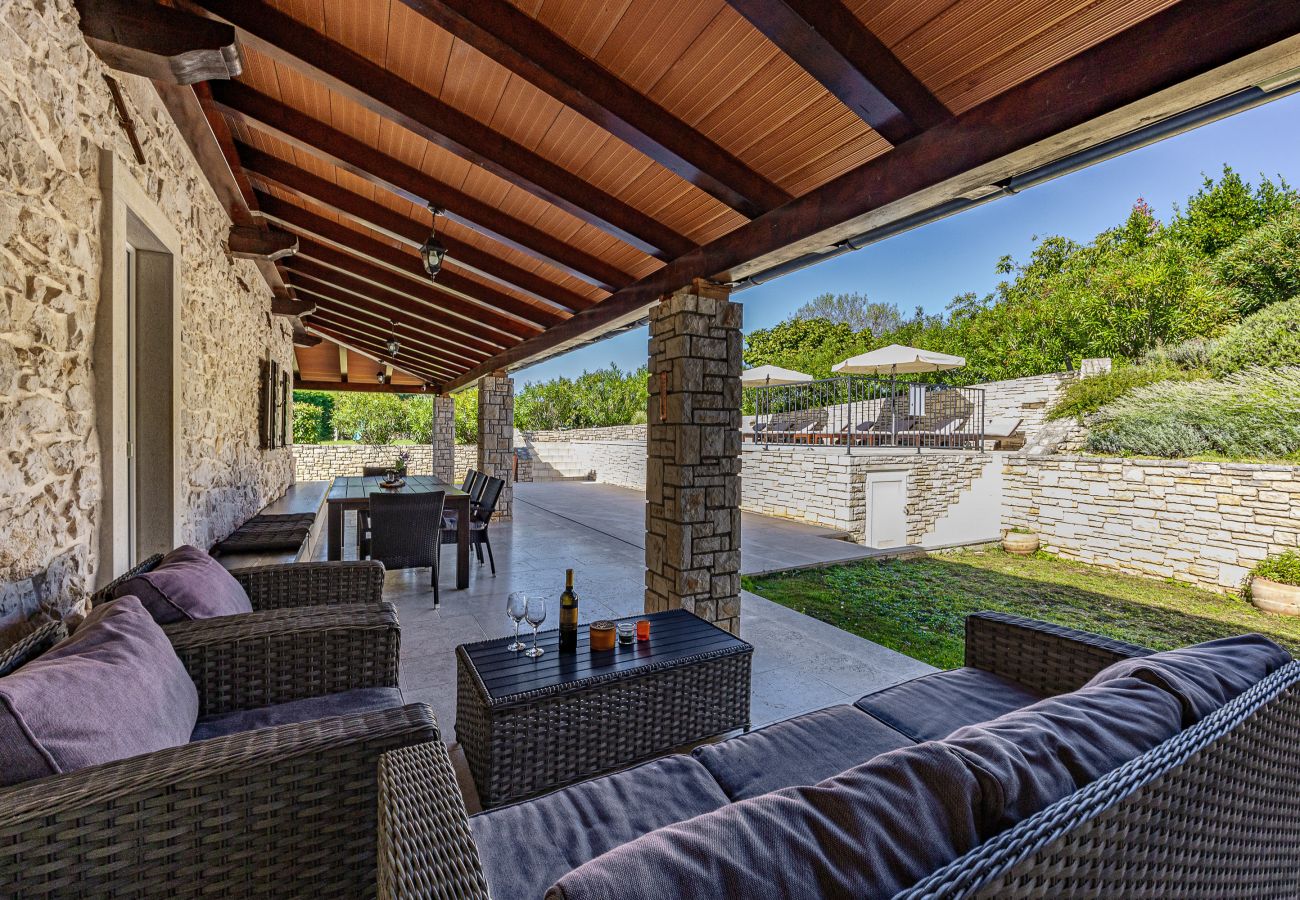 Villa in Labin - Charming Villa Antoana for families and kids in Labin - Rabac with children playground & private pool