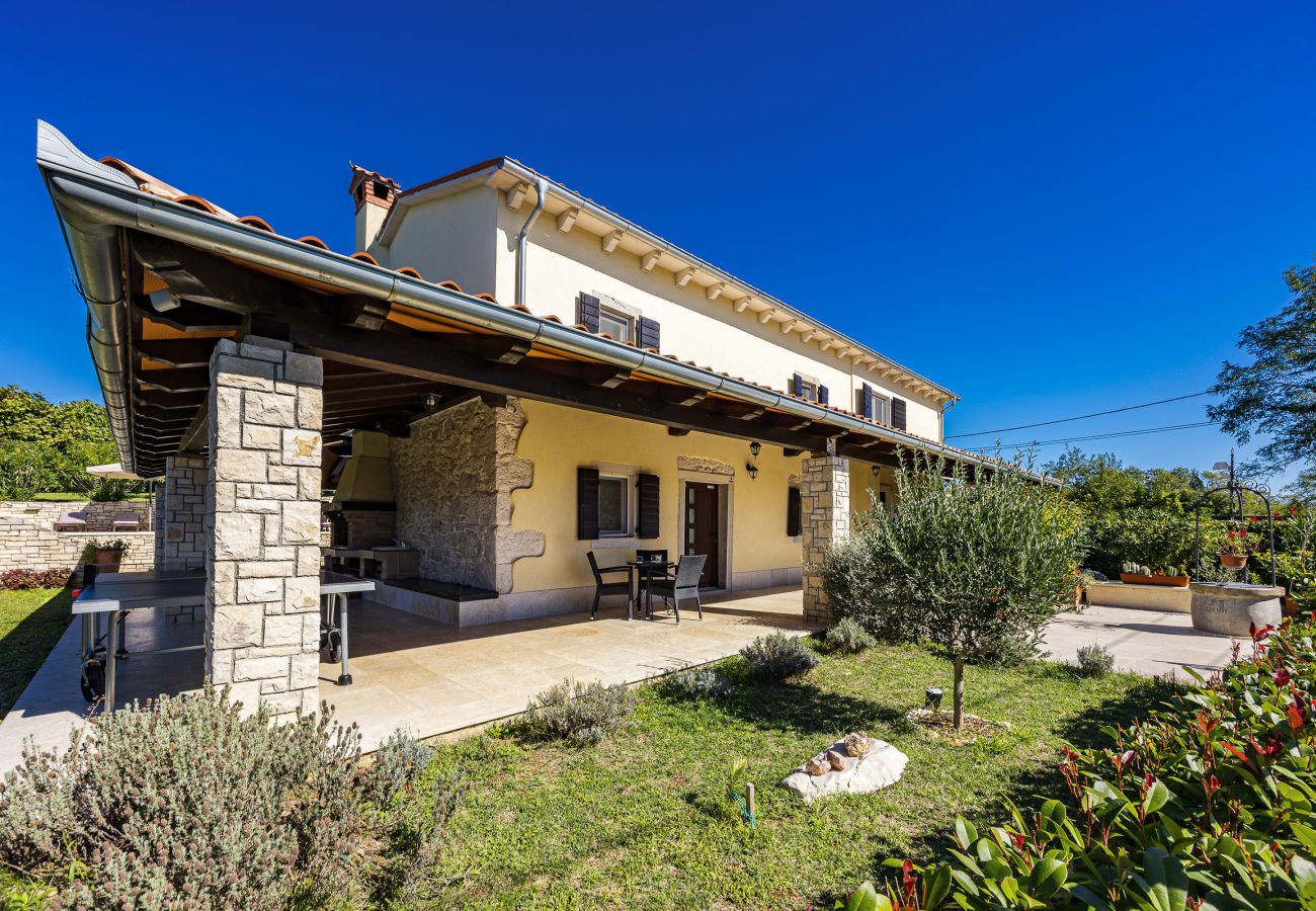Villa in Labin - Charming Villa Antoana for families and kids in Labin - Rabac with children playground & private pool