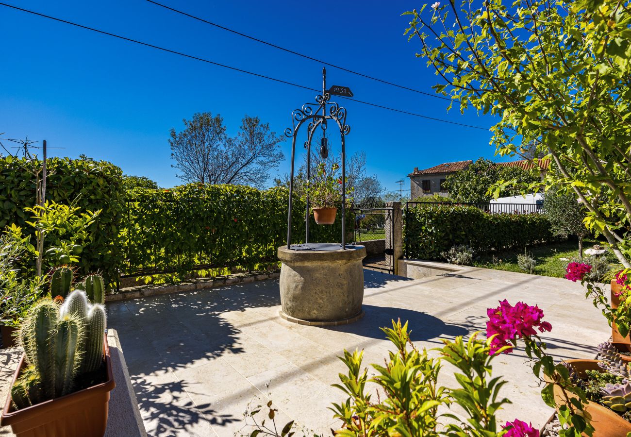 Villa in Labin - Charming Villa Antoana for families and kids in Labin - Rabac with children playground & private pool