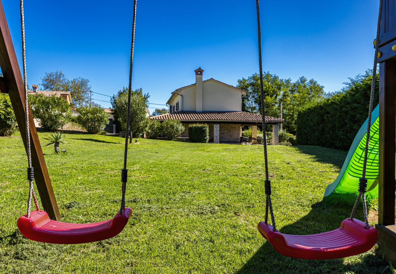 Villa in Labin - Charming Villa Antoana for families and kids in Labin - Rabac with children playground & private pool