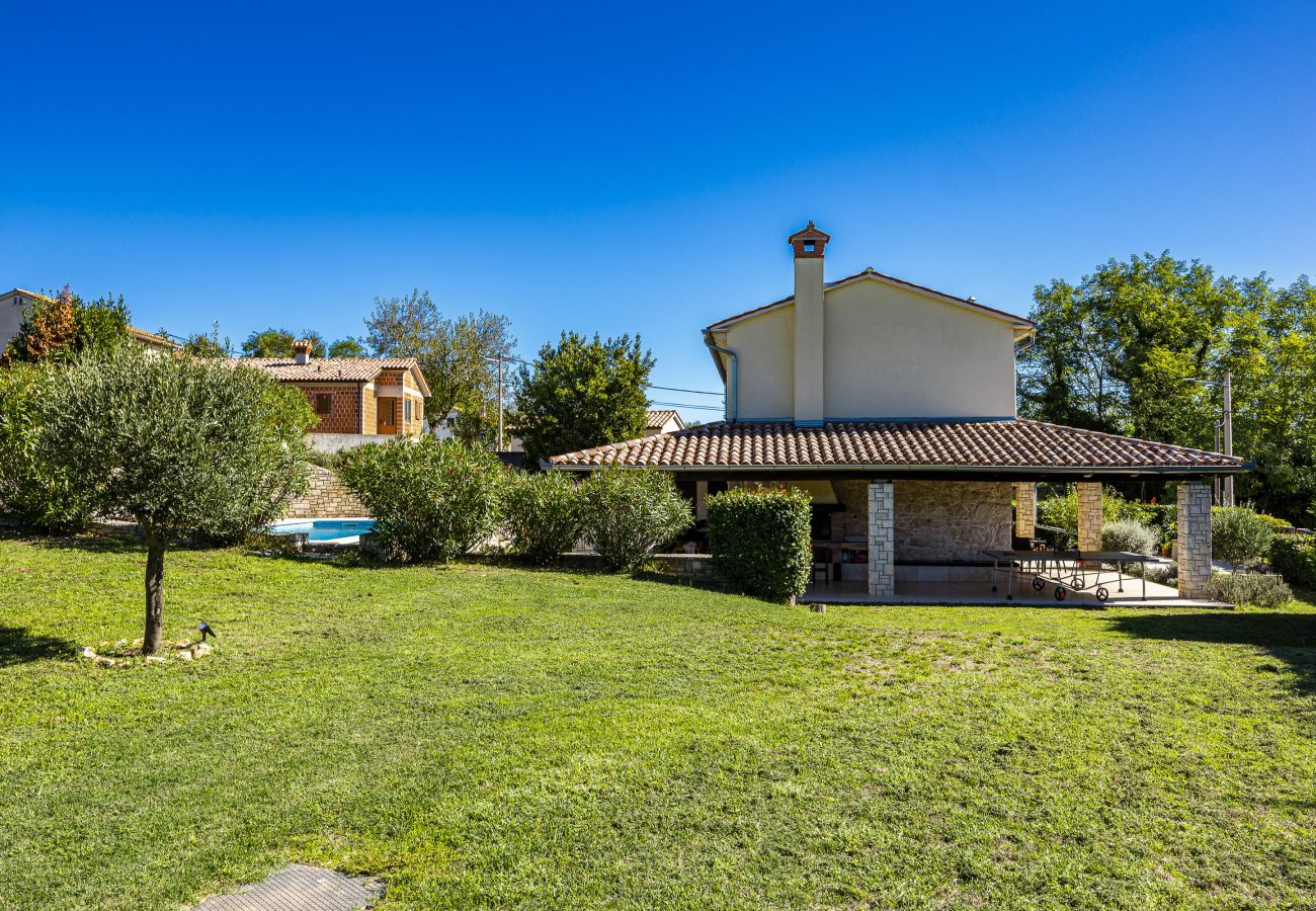 Villa in Labin - Charming Villa Antoana for families and kids in Labin - Rabac with children playground & private pool