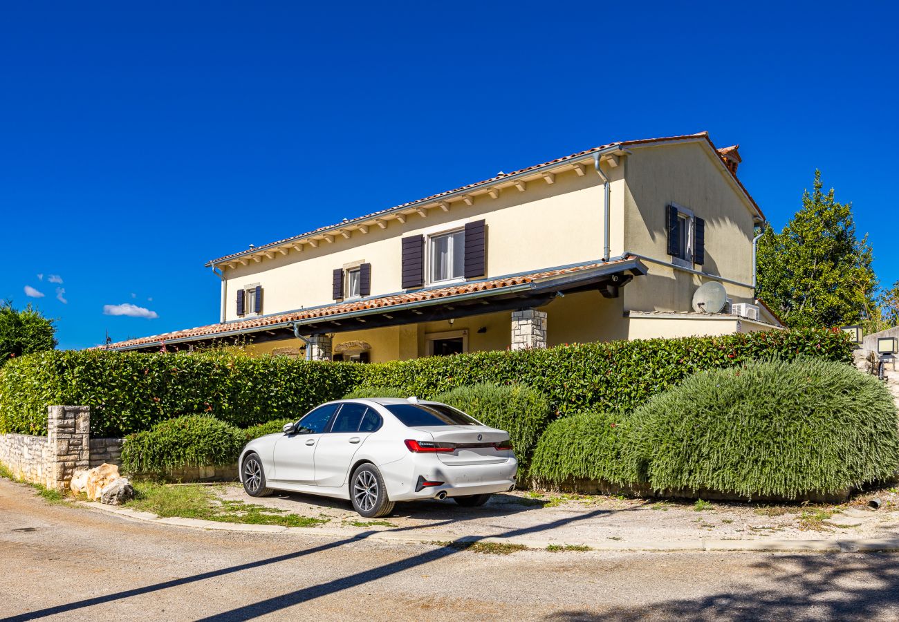 Villa in Labin - Charming Villa Antoana for families and kids in Labin - Rabac with children playground & private pool