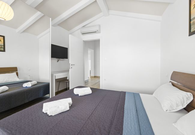 Villa in Medulin - Villa Bosco in Medulin with sea view and private pool only 300 meters from the beach Villa in Medulin - Villa Bosco in Medulin with sea view and private pool only 300 meters from the beach
