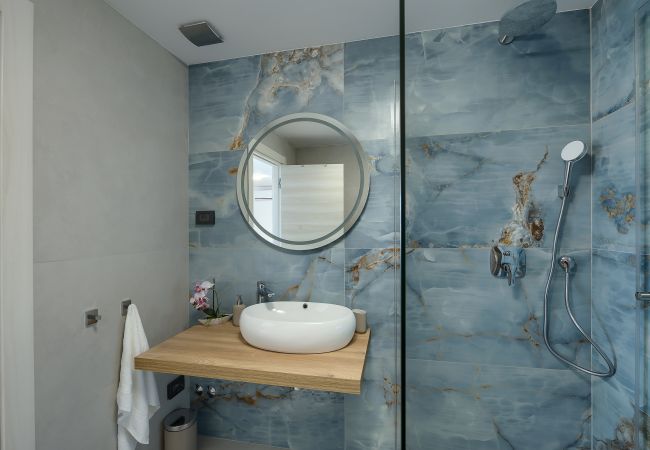 Villa in Štinjan - Villa Meri near Pula for 6 people with heated pool & only 500 m from the beach Villa in Štinjan - Villa Meri near Pula for 6 people with heated pool & only 500 m from the beach