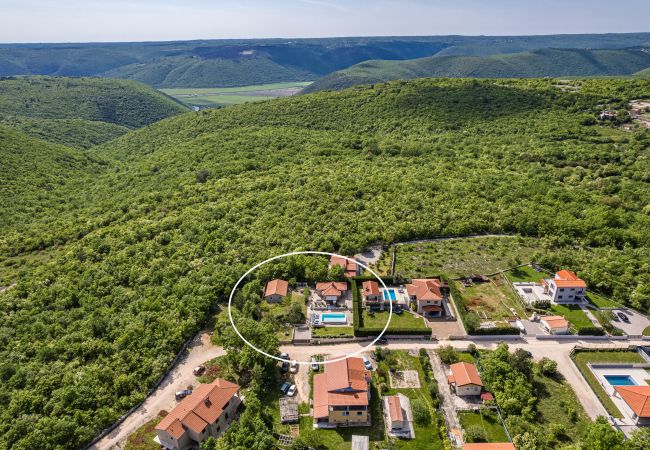 Villa in Salakovci - Villa Krasna Kuća for 5 people near Labin - Rabac with private heated pool Villa in Salakovci - Villa Krasna Kuća for 5 people near Labin - Rabac with private heated pool