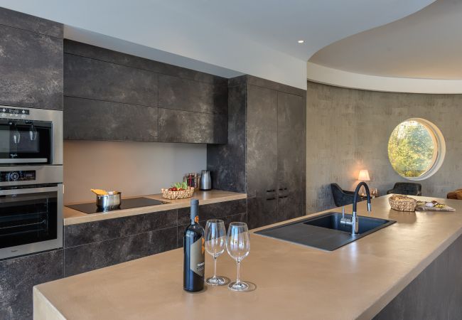 Villa in Juršici - Villa LaDominika for 14 people with wellness, tennis court, 50 m2 heated pool in Central Istria Villa in Juršici - Villa LaDominika for 14 people with wellness, tennis court, 50 m2 heated pool in Central Istria