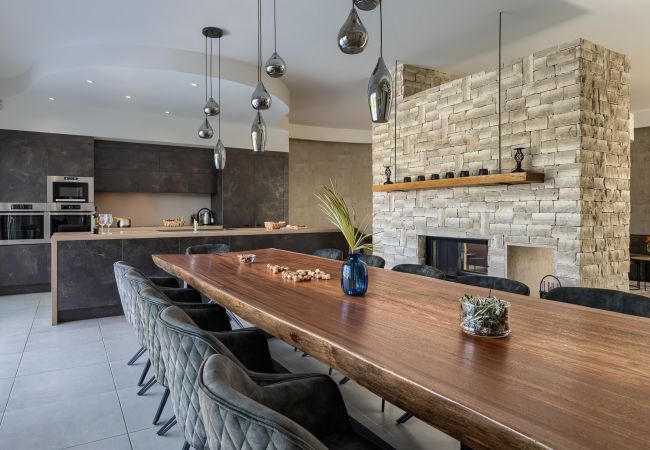 Villa in Juršici - Villa LaDominika for 14 people with wellness, tennis court, 50 m2 heated pool in Central Istria Villa in Juršici - Villa LaDominika for 14 people with wellness, tennis court, 50 m2 heated pool in Central Istria