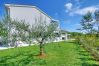 Villa in Višnjan - Villa Onyx for 12 people near Poreč with 65 m2 private pool and jacuzzi Villa in Višnjan - Villa Onyx for 12 people near Poreč with 65 m2 private pool and jacuzzi