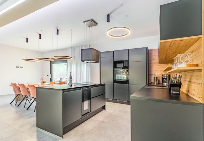 Villa in Fažana - Villa Palatium III in Fažana for 8 people only 200 meters from the sea with sauna & indoor-outside heated pool Villa in Fažana - Villa Palatium III in Fažana for 8 people only 200 meters from the sea with sauna & indoor-outside heated pool