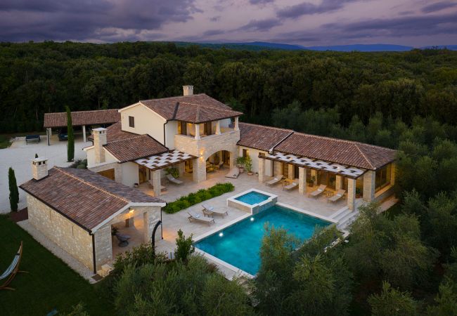 Villa in Šišan - Casa Ginetto near Pula with 45 m2 and extra kids pool, wellness area and game & grill lounge Villa in Šišan - Casa Ginetto near Pula with 45 m2 and extra kids pool, wellness area and game & grill lounge