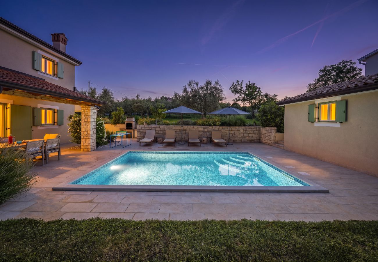 Villa in Umag - Villa Stella Juricani for 6 people near Umag with private pool only 4 km from the beach