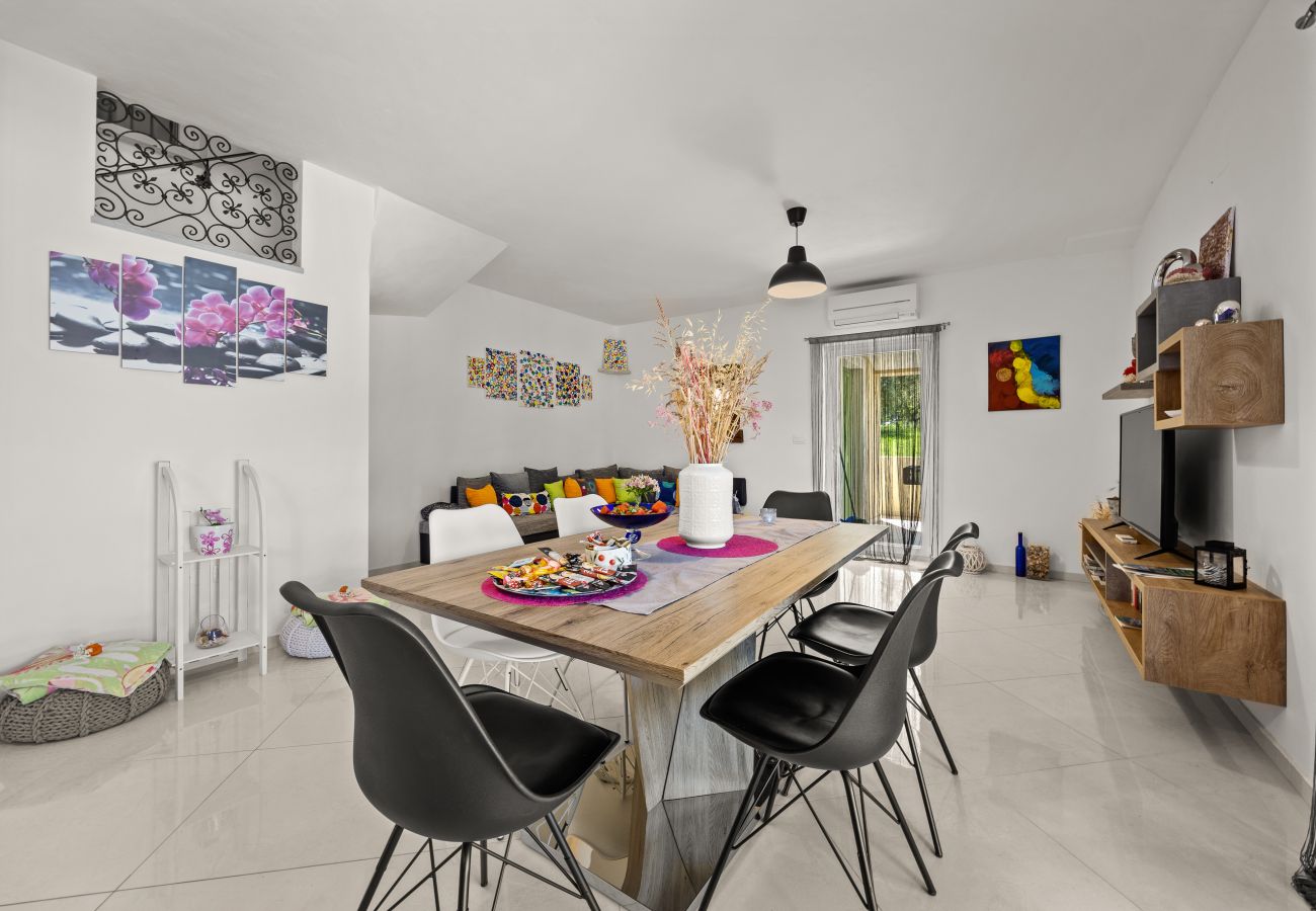 Villa in Umag - Villa Stella Juricani for 6 people near Umag with private pool only 4 km from the beach