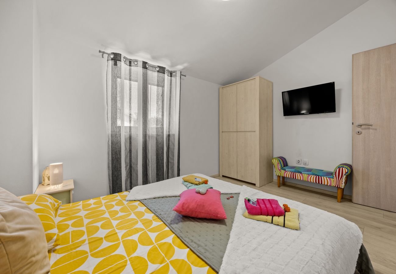Villa in Umag - Villa Stella Juricani for 6 people near Umag with private pool only 4 km from the beach