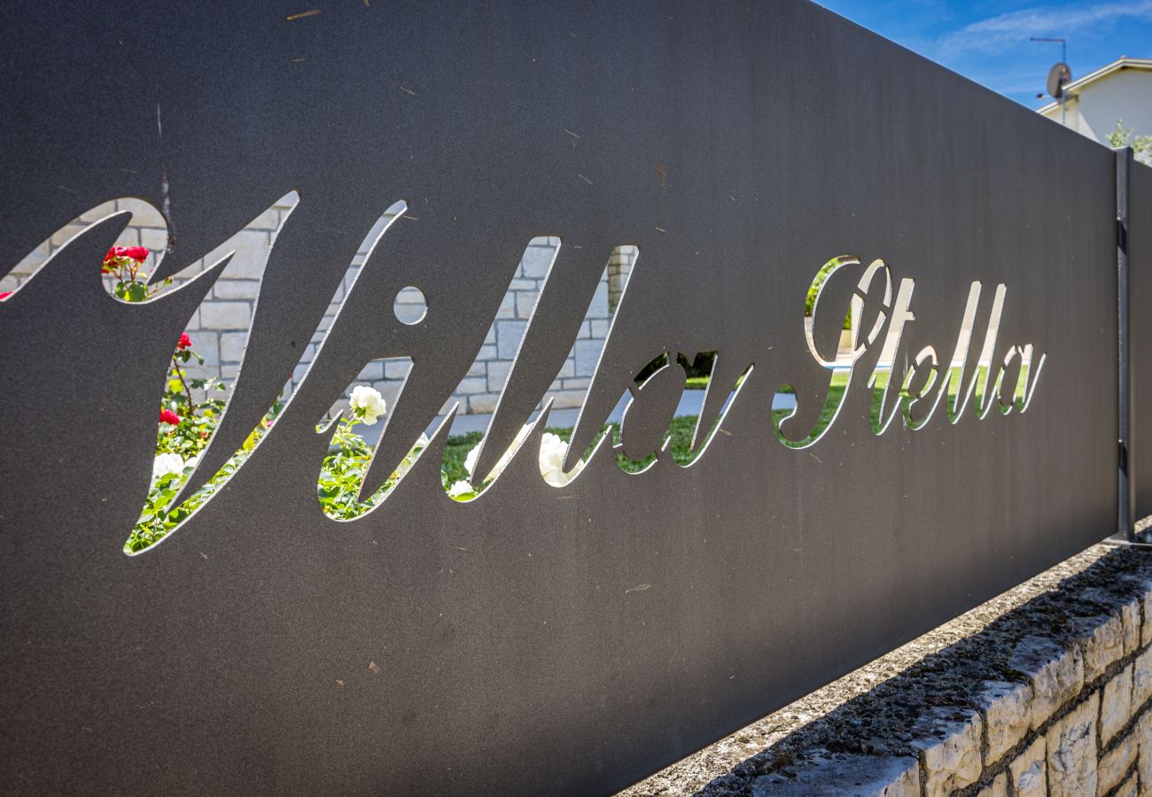 Villa in Umag - Villa Stella Juricani for 6 people near Umag with private pool only 4 km from the beach