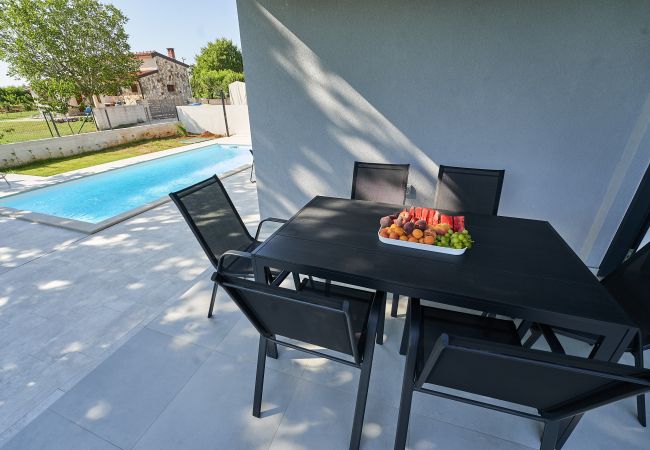 Villa in Porec - Villa Barbara in Poreč for 6 people with private pool & only 1 km from beach Villa in Porec - Villa Barbara in Poreč for 6 people with private pool & only 1 km from beach
