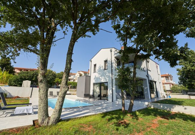 Villa in Porec - Villa Barbara in Poreč for 6 people with private pool & only 1 km from beach Villa in Porec - Villa Barbara in Poreč for 6 people with private pool & only 1 km from beach