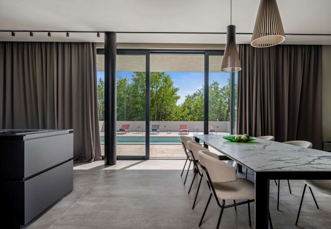 Villa in Šterna - Luxury Villa She for 6 people with 61 m2 private pool, playground & activities on-side for adults and kids Villa in Šterna - Luxury Villa She for 6 people with 61 m2 private pool, playground & activities on-side for adults and kids