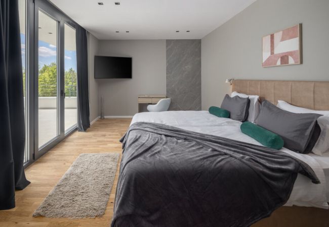 Villa in Šterna - Luxury Villa She for 6 people with 61 m2 private pool, playground & activities on-side for adults and kids Villa in Šterna - Luxury Villa She for 6 people with 61 m2 private pool, playground & activities on-side for adults and kids