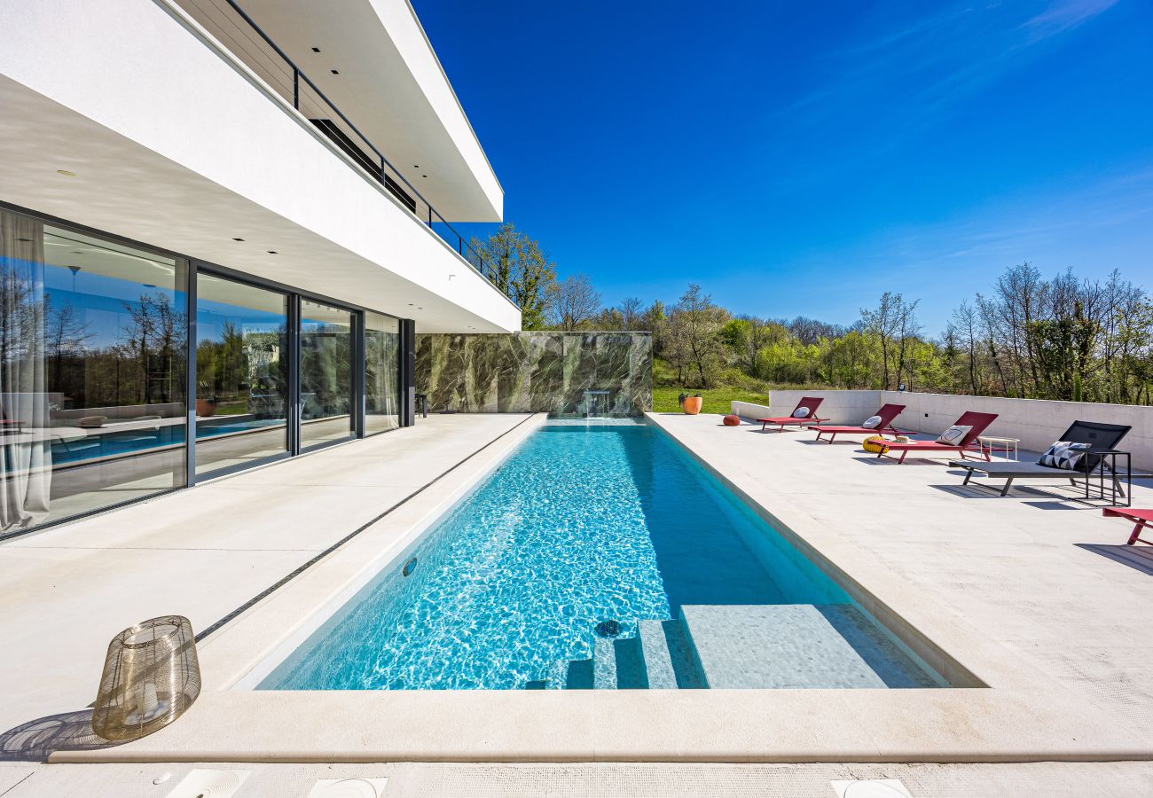 Villa in Šterna - Luxury Villa She for 6 people with 61 m2 private pool, playground & activities on-side for adults and kids