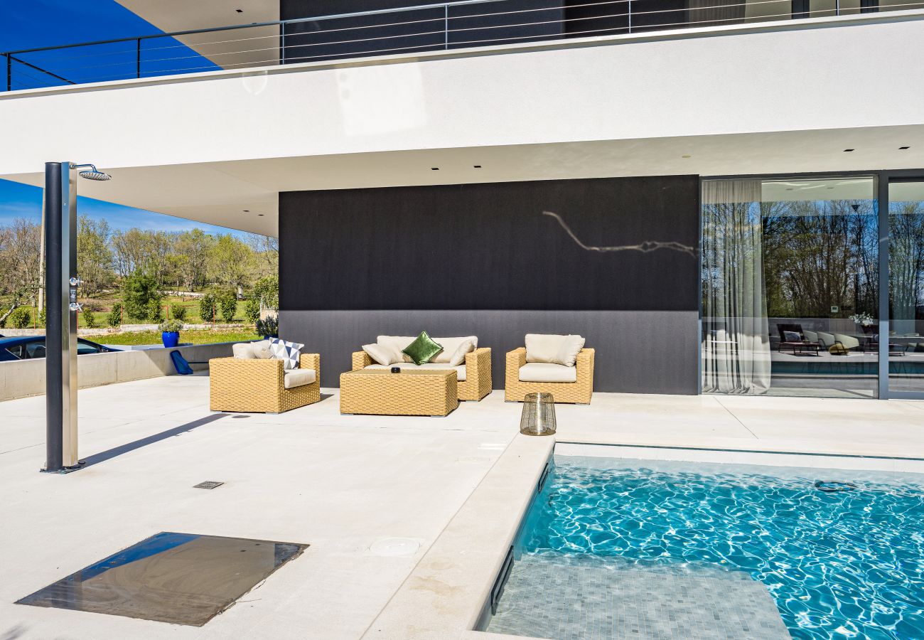 Villa in Šterna - Luxury Villa She for 6 people with 61 m2 private pool, playground & activities on-side for adults and kids