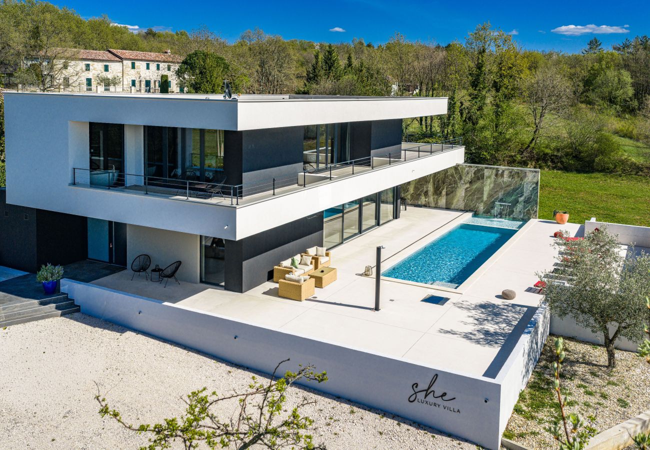 Villa in Šterna - Luxury Villa She for 6 people with 61 m2 private pool, playground & activities on-side for adults and kids