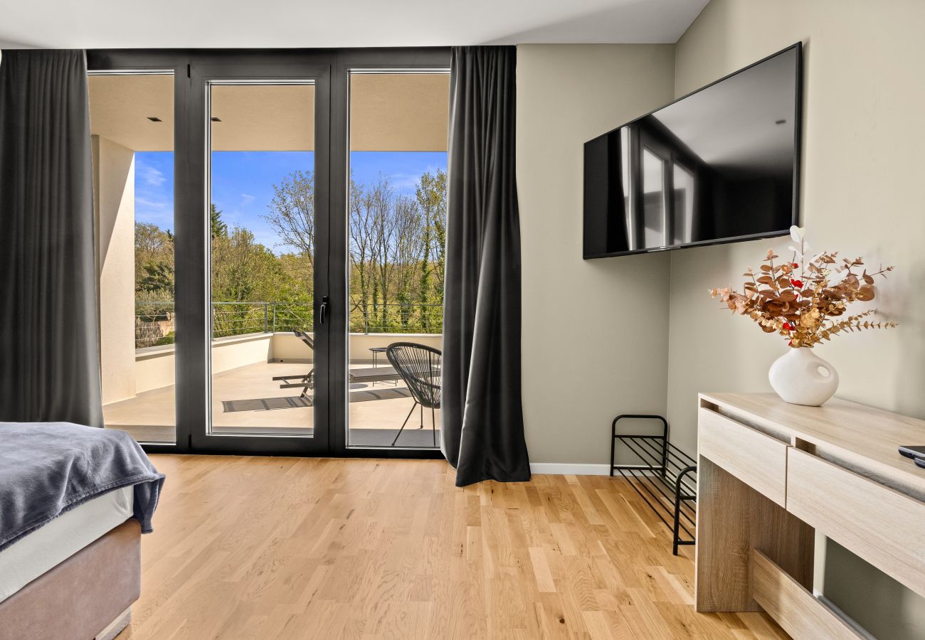 Villa in Šterna - Luxury Villa She for 6 people with 61 m2 private pool, playground & activities on-side for adults and kids