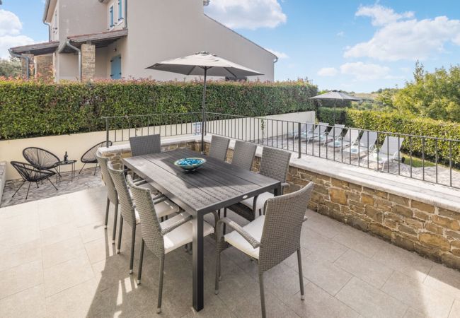 Villa in Baredine - Villa Morgan for 8 people in Central Istria with 45 m2 heated pool & pet friendly Villa in Baredine - Villa Morgan for 8 people in Central Istria with 45 m2 heated pool & pet friendly