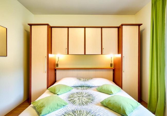 Villa in Ripenda Kras - Villa Ines for 8 people near Labin - Rabac with 48 m2 private pool & jacuzzi - only 4 km to beach Villa in Ripenda Kras - Villa Ines for 8 people near Labin - Rabac with 48 m2 private pool & jacuzzi - only 4 km to beach