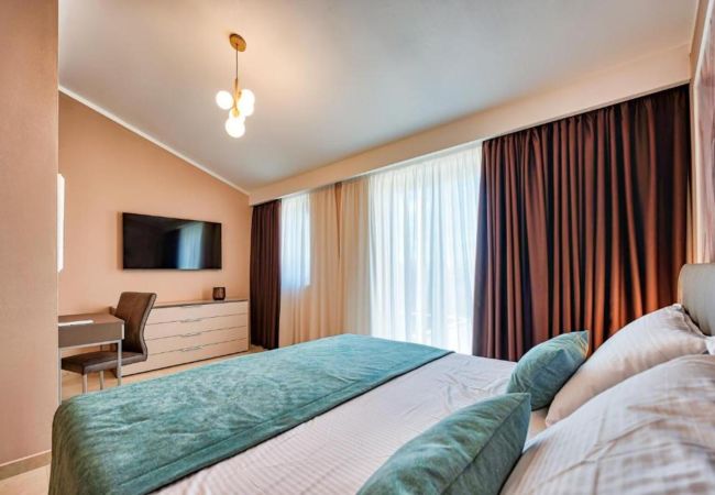 Villa in Salakovci - Villa Astrid near Labin - Rabac for 11 people with 55 m2 private pool & sea view - pet friendly Villa in Salakovci - Villa Astrid near Labin - Rabac for 11 people with 55 m2 private pool & sea view - pet friendly