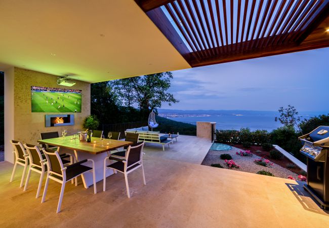 Villa in Poljane - Luxury Villa AltaVista near Opatija for 8 people with wellness, private mini golf court & amazing sea view Villa in Poljane - Luxury Villa AltaVista near Opatija for 8 people with wellness, private mini golf court & amazing sea view