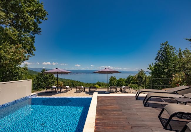 Villa in Poljane - Luxury Villa AltaVista near Opatija for 8 people with wellness, private mini golf court & amazing sea view Villa in Poljane - Luxury Villa AltaVista near Opatija for 8 people with wellness, private mini golf court & amazing sea view