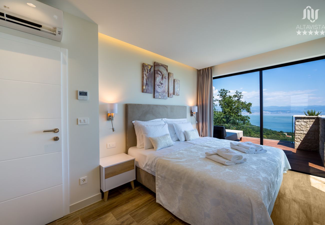 Villa in Poljane - Luxury Villa AltaVista near Opatija for 8 people with wellness, private mini golf court & amazing sea view