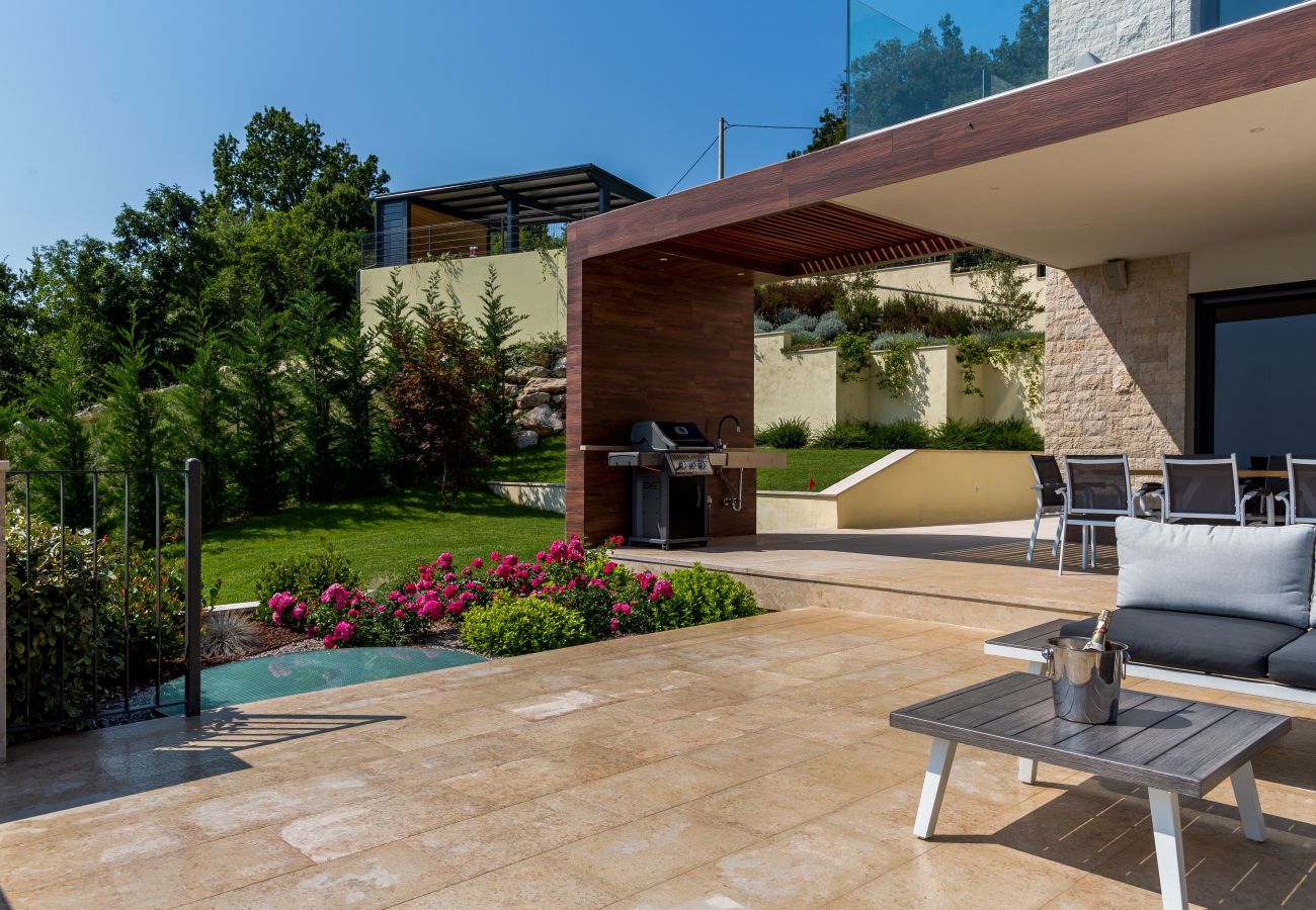 Villa in Poljane - Luxury Villa AltaVista near Opatija for 8 people with wellness, private mini golf court & amazing sea view