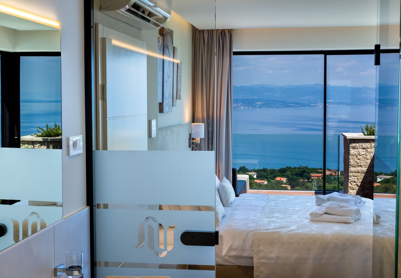 Villa in Poljane - Luxury Villa AltaVista near Opatija for 8 people with wellness, private mini golf court & amazing sea view