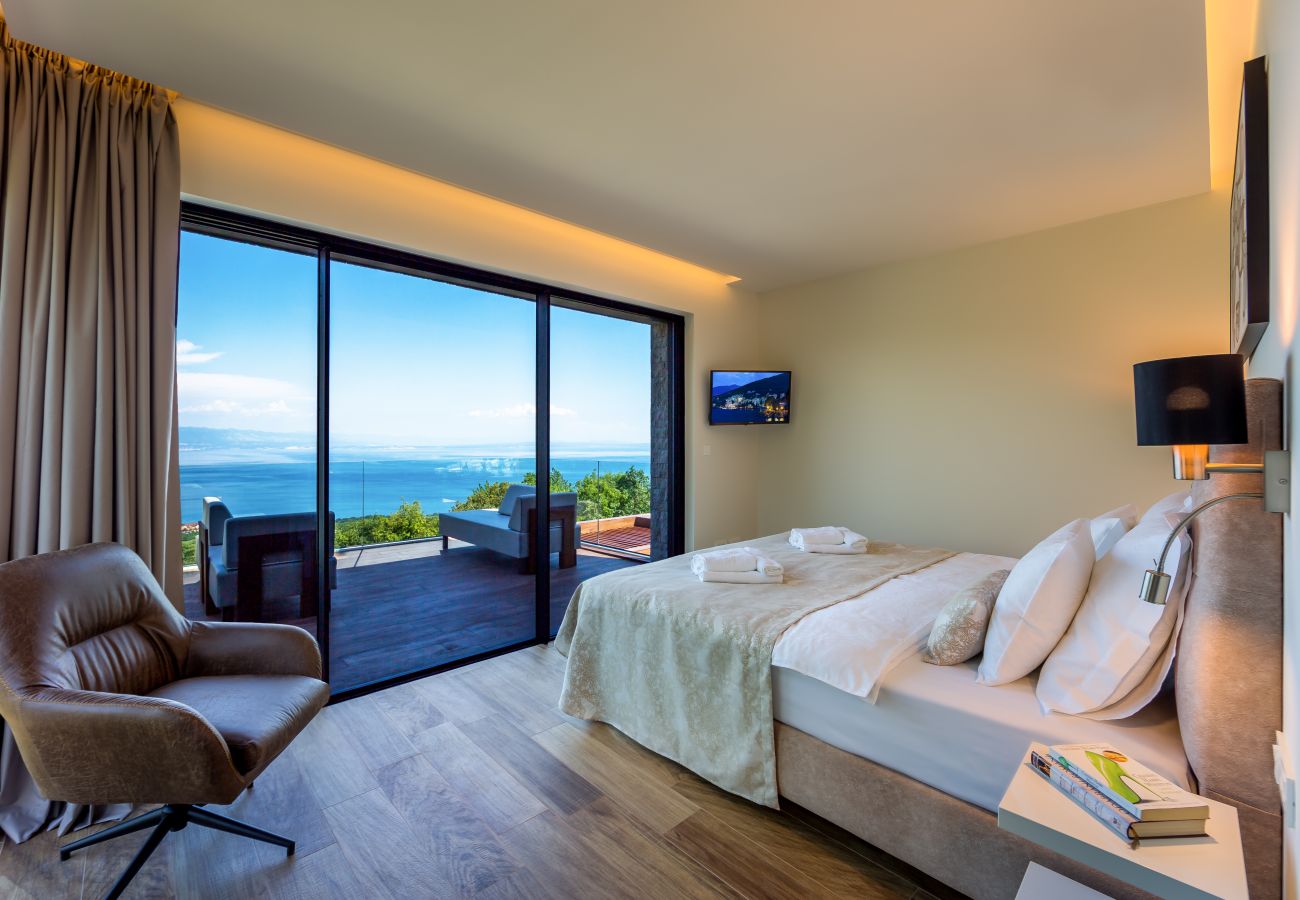 Villa in Poljane - Luxury Villa AltaVista near Opatija for 8 people with wellness, private mini golf court & amazing sea view