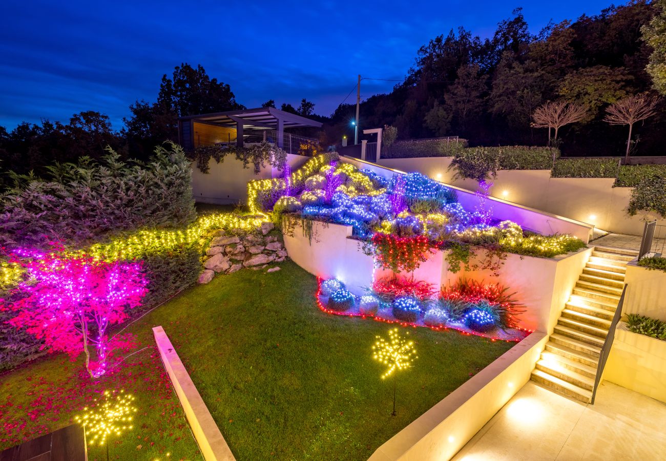 Villa in Poljane - Luxury Villa AltaVista near Opatija for 8 people with wellness, private mini golf court & amazing sea view