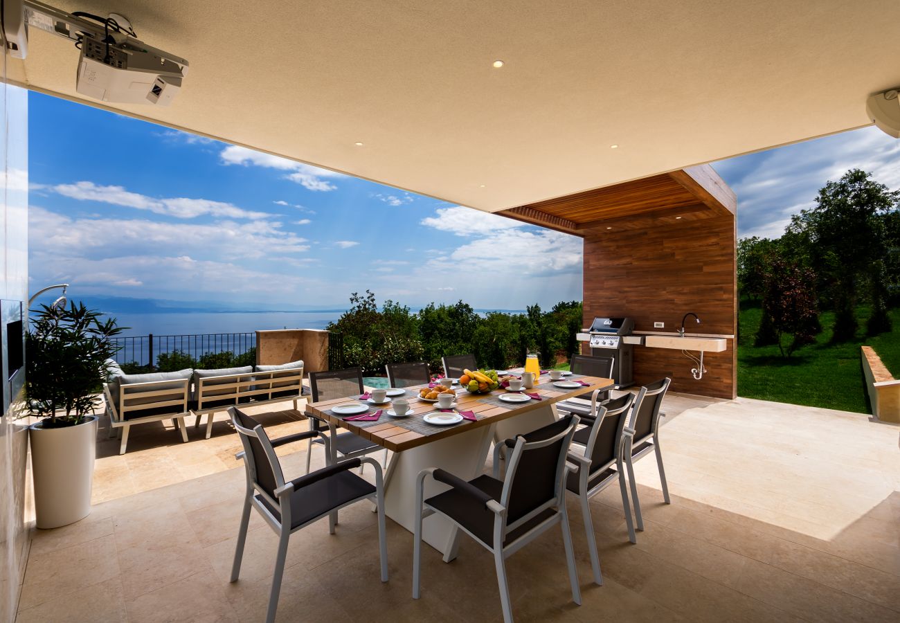 Villa in Poljane - Luxury Villa AltaVista near Opatija for 8 people with wellness, private mini golf court & amazing sea view