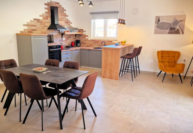 Villa in Rovinjsko Selo - Villa Terrana near Rovinj for 6 people with private pool  Villa in Rovinjsko Selo - Villa Terrana near Rovinj for 6 people with private pool
