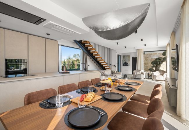 Villa in Anžici - Villa Asmoa for 8 people near Poreč with 45 m2 heated pool, wellness & sea view Villa in Anžici - Villa Asmoa for 8 people near Poreč with 45 m2 heated pool, wellness & sea view