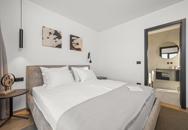 Villa in Anžici - Villa Asmoa for 8 people near Poreč with 45 m2 heated pool, wellness & sea view Villa in Anžici - Villa Asmoa for 8 people near Poreč with 45 m2 heated pool, wellness & sea view