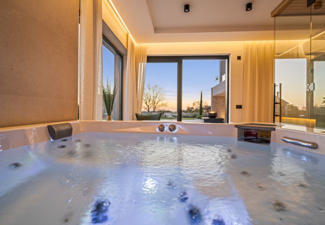 Villa in Anžici - Villa Asmoa for 8 people near Poreč with 45 m2 heated pool, wellness & sea view Villa in Anžici - Villa Asmoa for 8 people near Poreč with 45 m2 heated pool, wellness & sea view