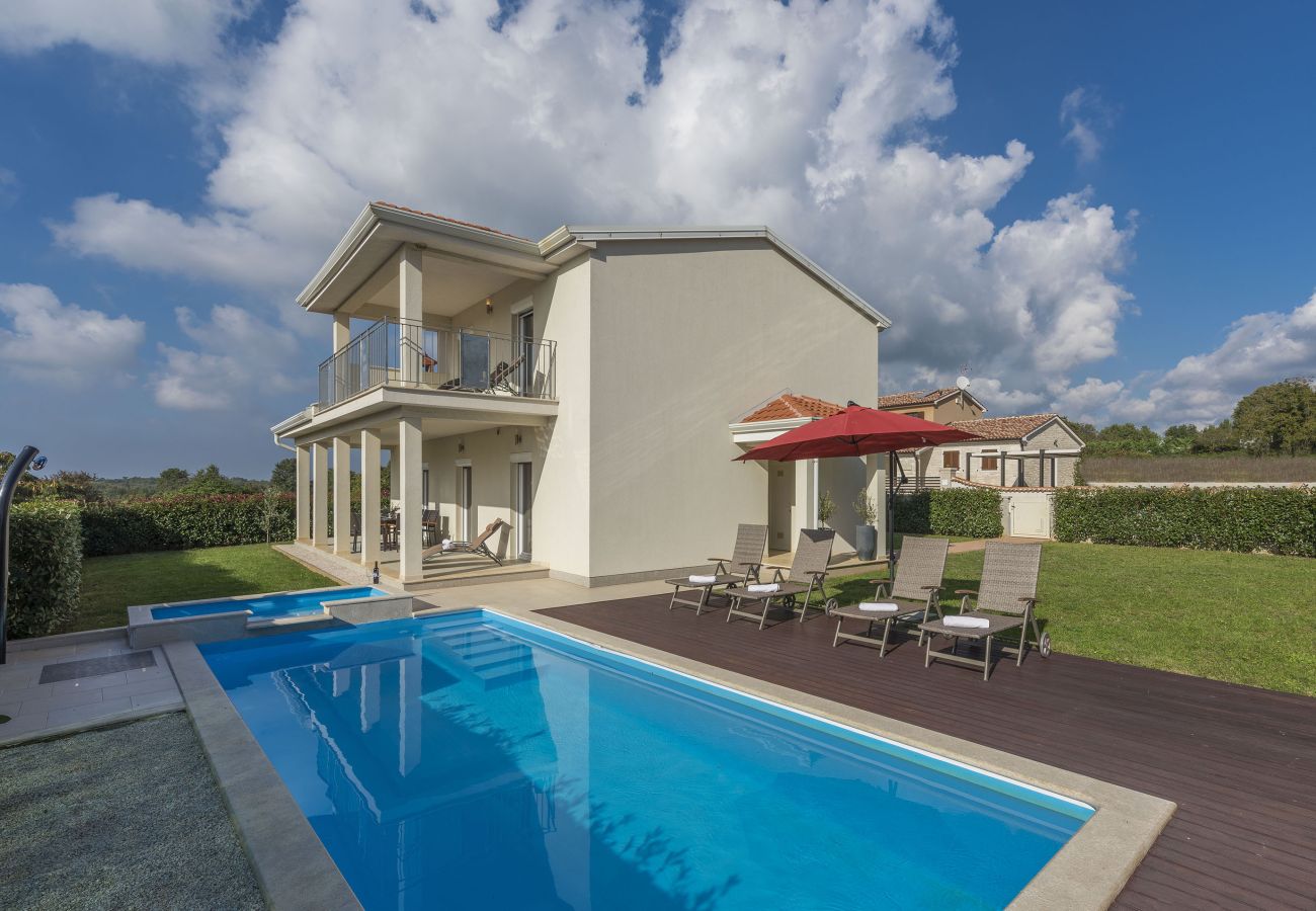 Villa in Dracevac - Villa Anita for 7 people near Poreč with private pool and beautiful garden