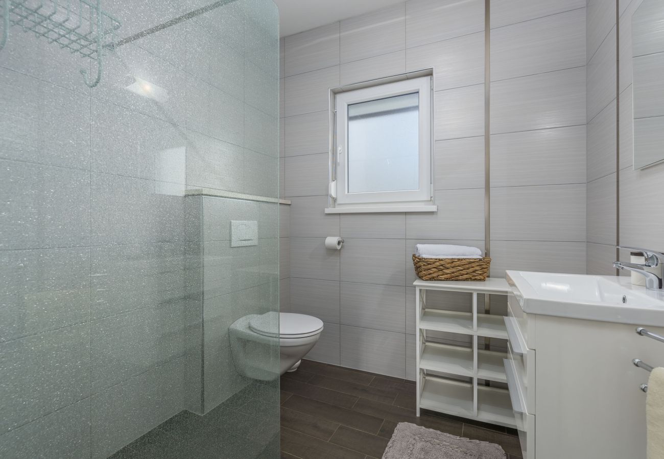 Villa in Dracevac - Villa Anita for 7 people near Poreč with private pool and beautiful garden