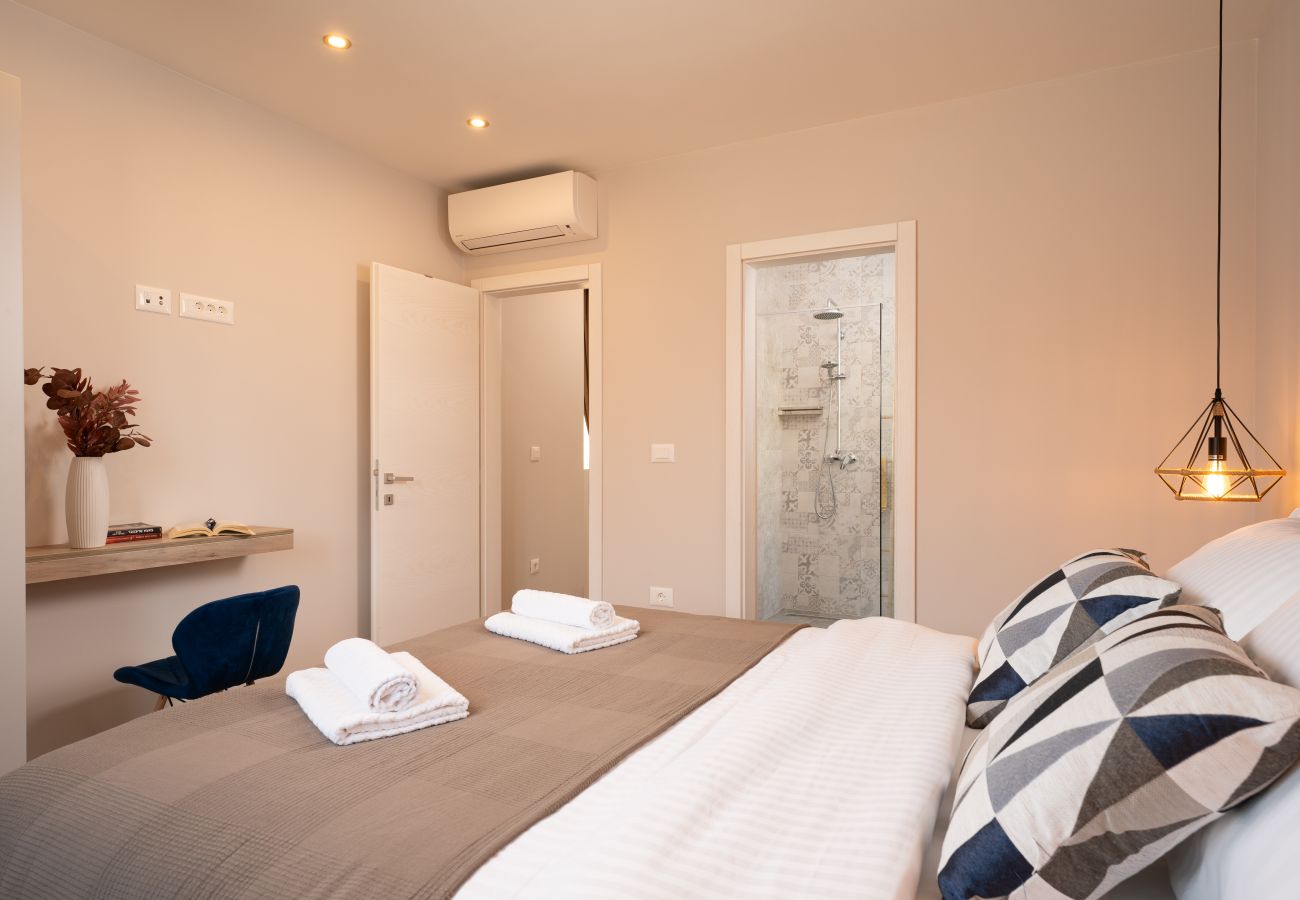 Villa in Kapelica - Villa Animo for 8 people near Labin - Rabac with private pool, children playground & beautiful garden