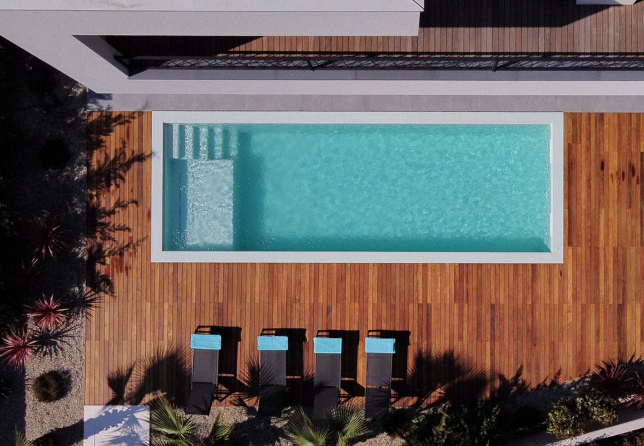 Villa in Banjole - Villa One Way for 8 people near Medulin with heated pool, kids playground & only 200 m from the beach