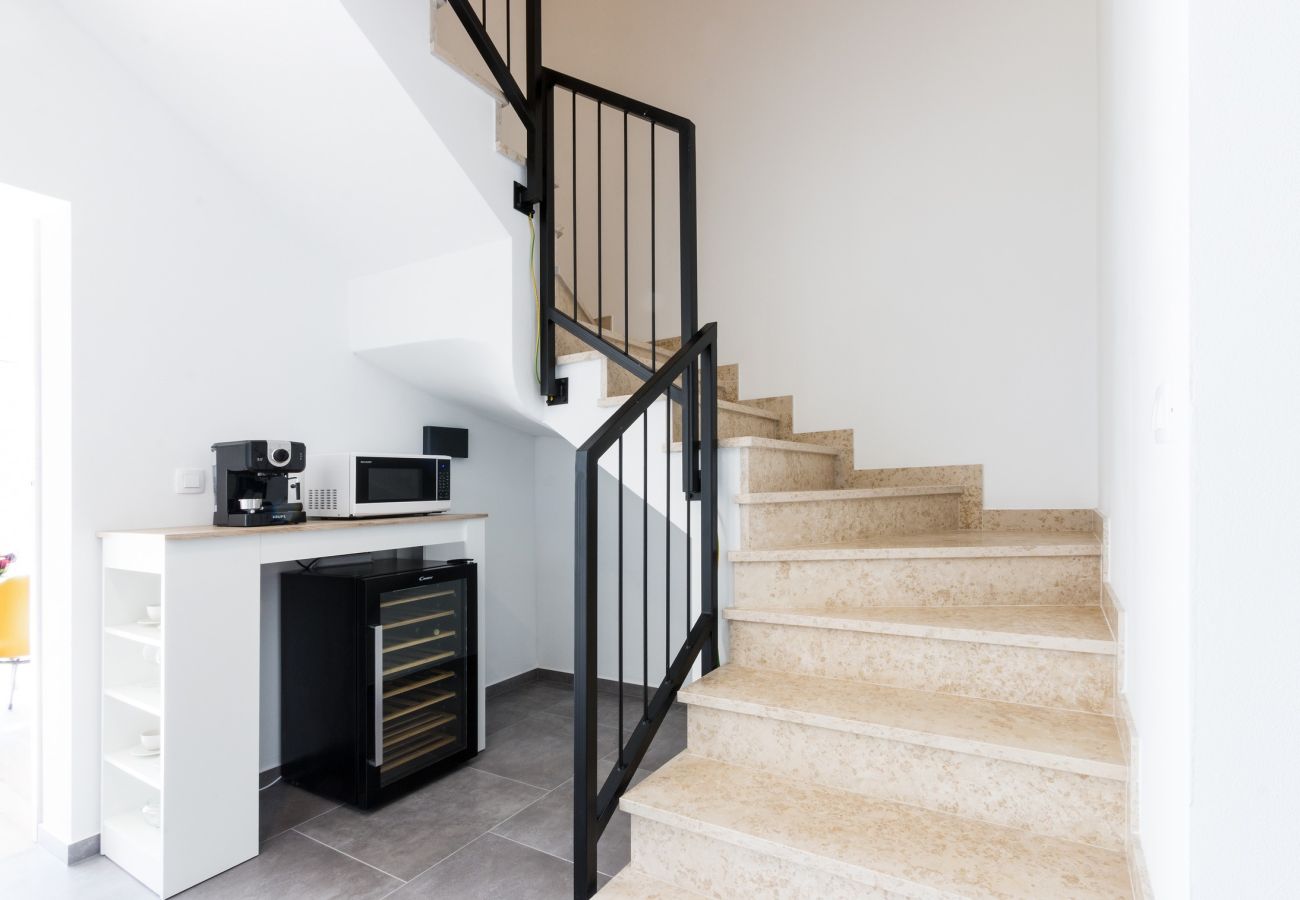 Villa in Pula - Villa Moderna near Pula for 8 people with 32 m2 private pool 
