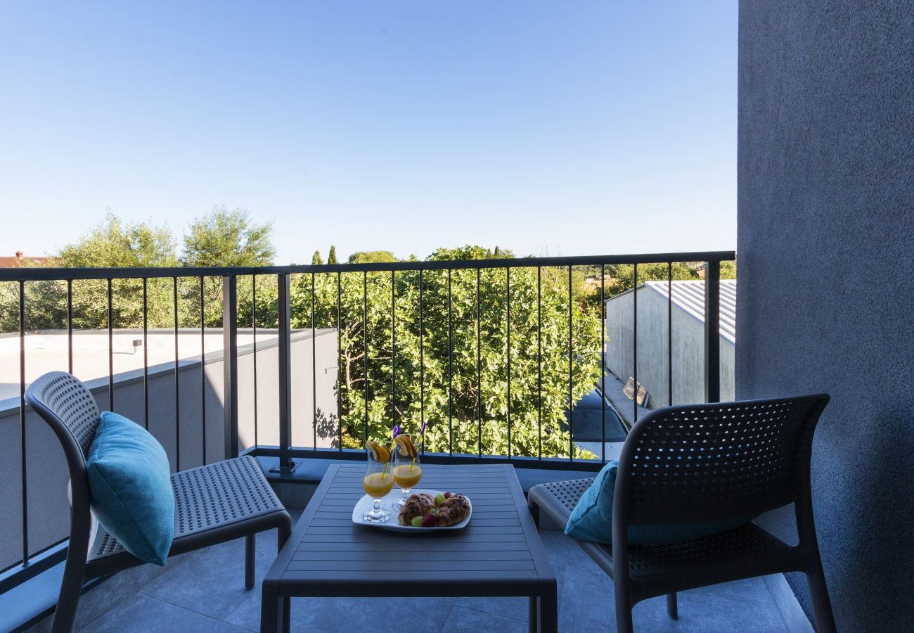 Villa in Pula - Villa Moderna near Pula for 8 people with 32 m2 private pool 