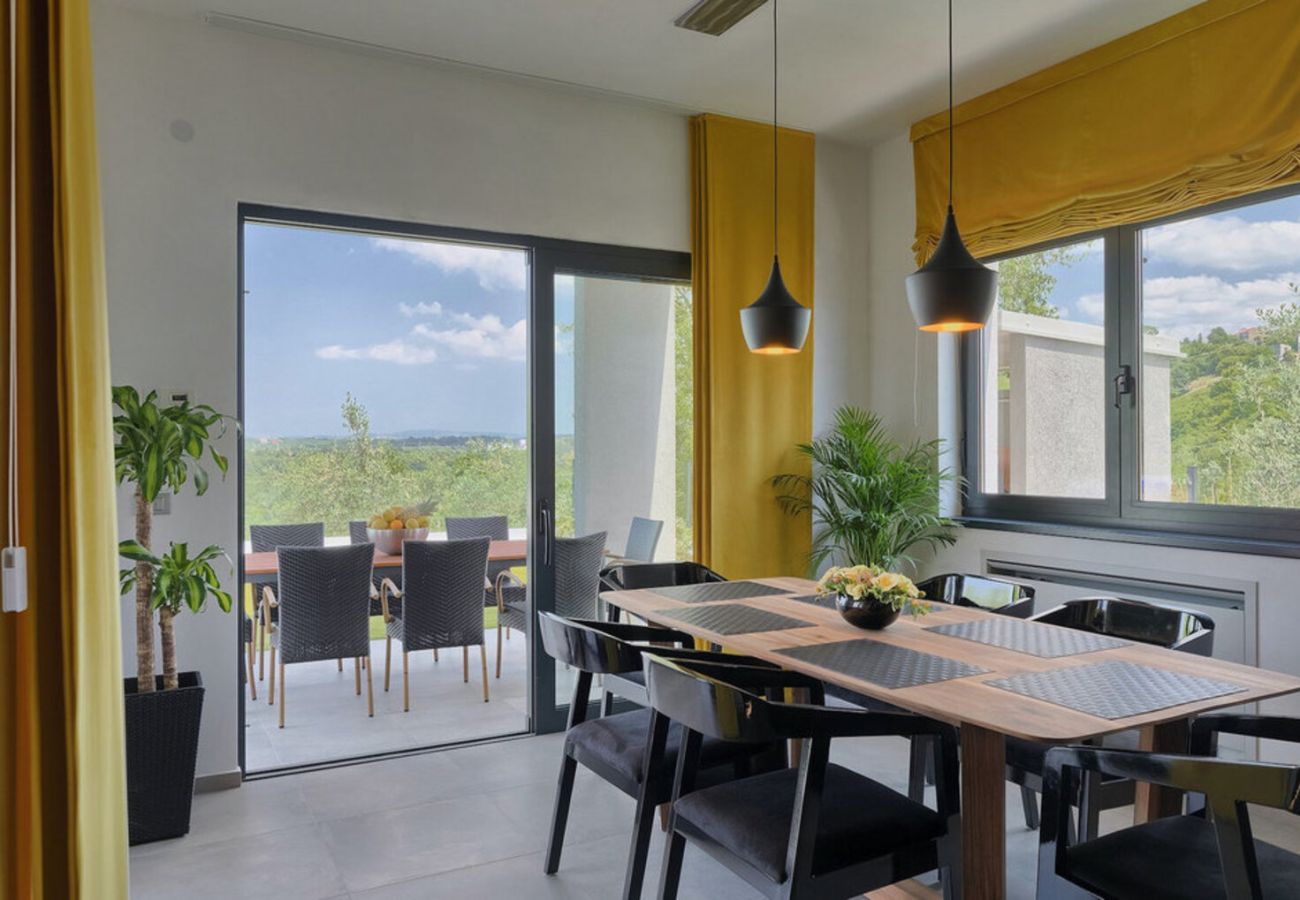 Villa in Buje - Villa Primavera for 8 people in Buje with private pool & pet friendly